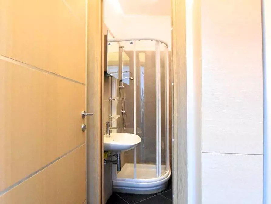 Immagine 8 di Ufficio in vendita  in via Lombardia a Olbia