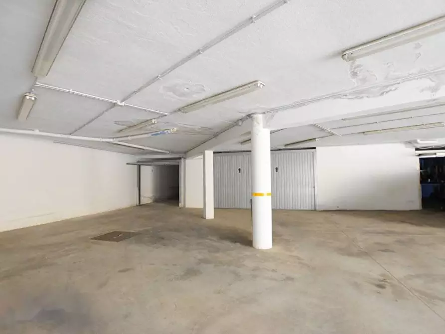 Immagine 20 di Ufficio in vendita  in via Lombardia a Olbia