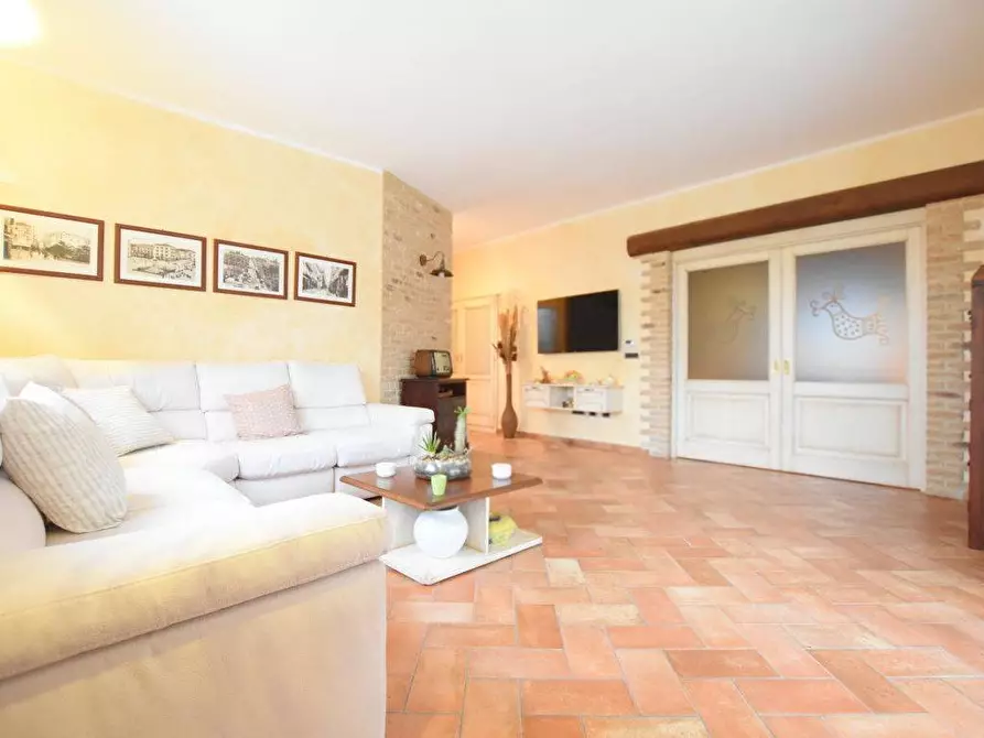 Immagine 6 di Villa in vendita  in via de martini a Sassari