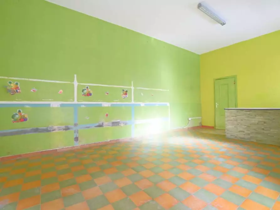 Immagine 11 di Locale commerciale in vendita  in VIA STANIS MANCA a Sassari