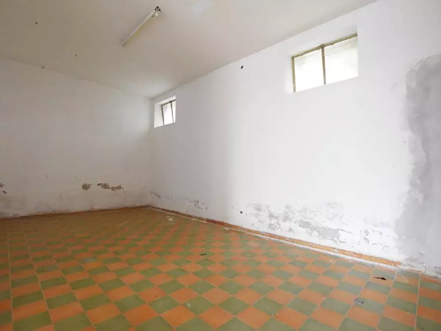 Immagine 18 di Locale commerciale in vendita  in VIA STANIS MANCA a Sassari