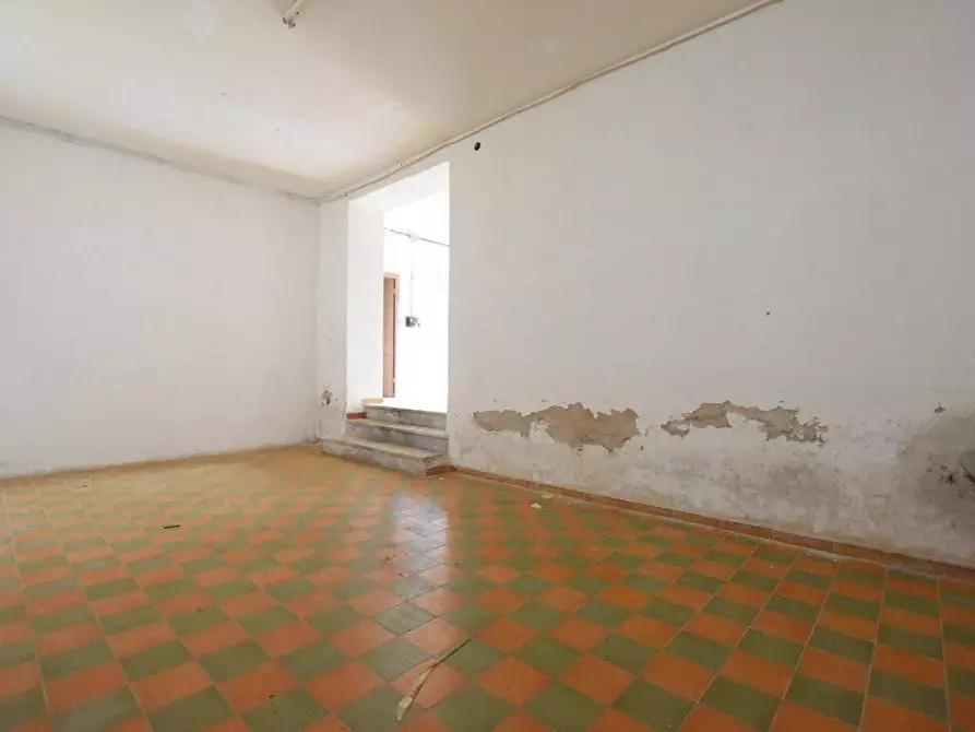 Immagine 19 di Locale commerciale in vendita  in VIA STANIS MANCA a Sassari