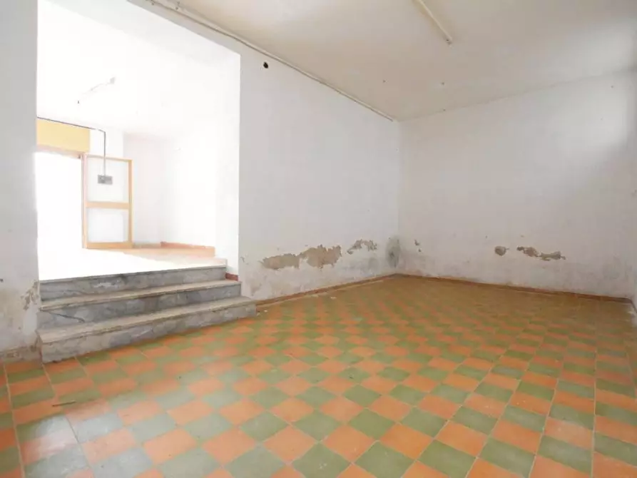 Immagine 17 di Locale commerciale in vendita  in VIA STANIS MANCA a Sassari