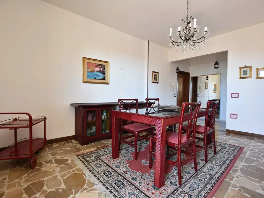 Immagine 1 di Appartamento in vendita  in largo pascoli a Porto Torres