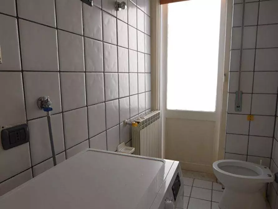 Immagine 24 di Attico in vendita  in Viale Mameli a Sassari