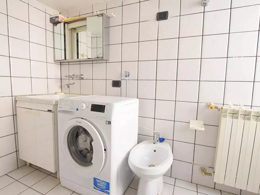 Immagine 25 di Attico in vendita  in Viale Mameli a Sassari