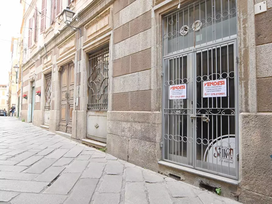 Immagine 1 di Attività commerciale in vendita  in via al Carmine a Sassari