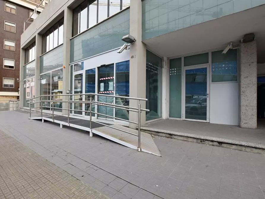 Immagine 2 di Locale commerciale in vendita  in via prunizzedda a Sassari