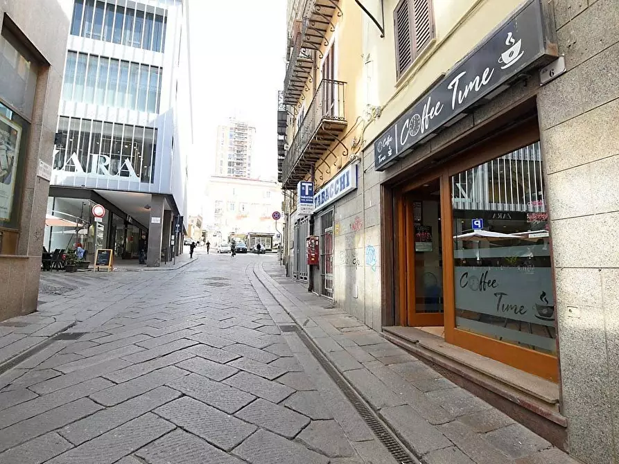 Immagine 2 di Attività commerciale in vendita  in Corso Vittorio Emanuele a Sassari