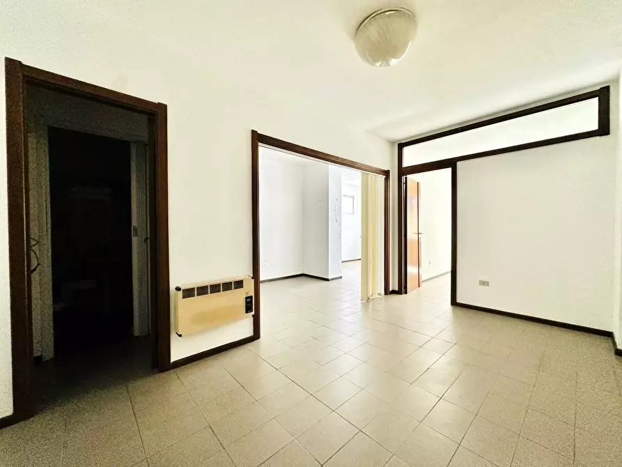 Immagine 2 di Ufficio in vendita  in viale Umberto a Sassari