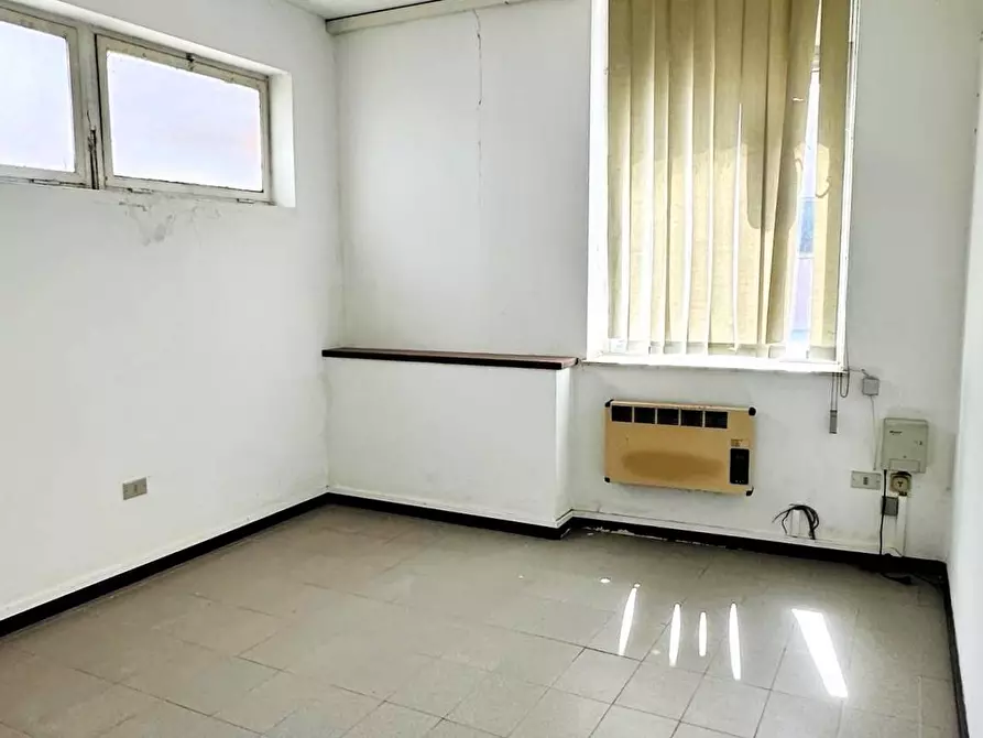 Immagine 6 di Ufficio in vendita  in viale Umberto a Sassari