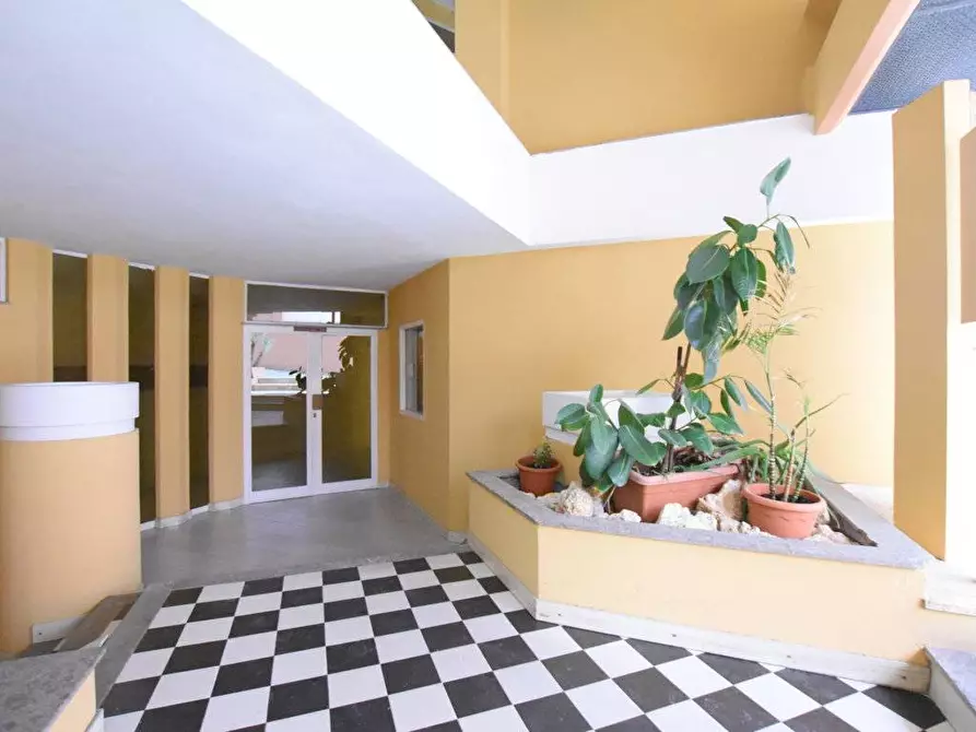 Immagine 12 di Ufficio in vendita  in viale Umberto a Sassari