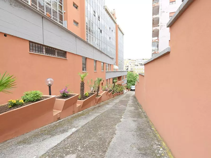 Immagine 17 di Ufficio in vendita  in viale Umberto a Sassari