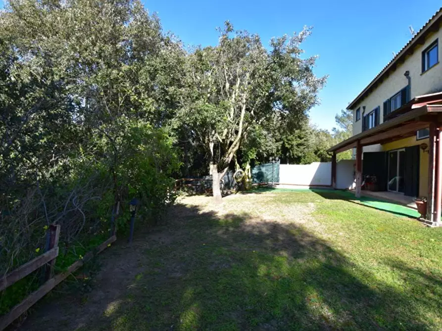 Immagine 3 di Casa bifamiliare in vendita  in S.V. Prunizzedda Serra Secca a Sassari