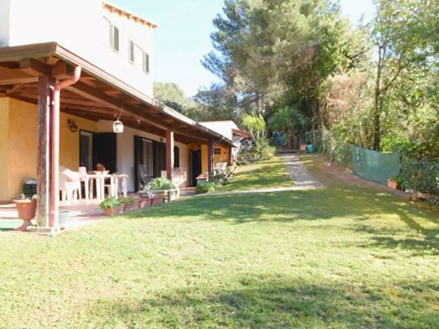 Immagine 6 di Casa bifamiliare in vendita  in S.V. Prunizzedda Serra Secca a Sassari