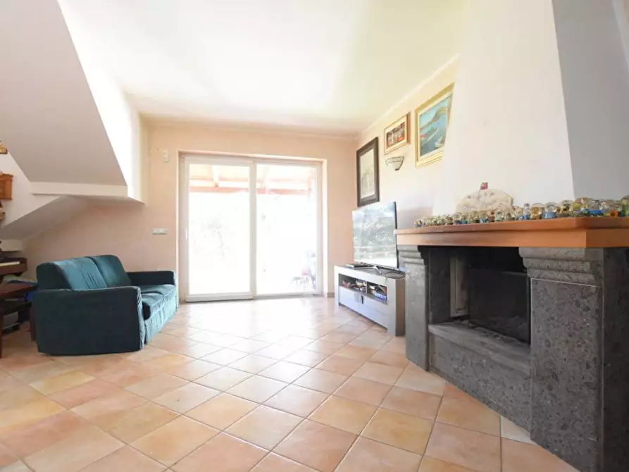 Immagine 8 di Casa bifamiliare in vendita  in S.V. Prunizzedda Serra Secca a Sassari