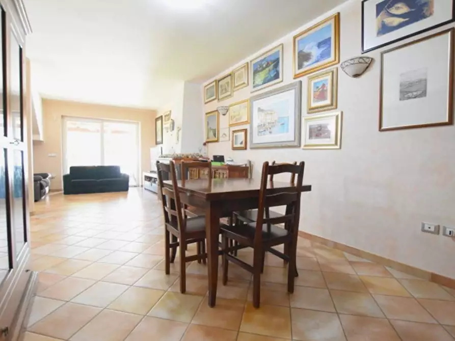 Immagine 11 di Casa bifamiliare in vendita  in S.V. Prunizzedda Serra Secca a Sassari