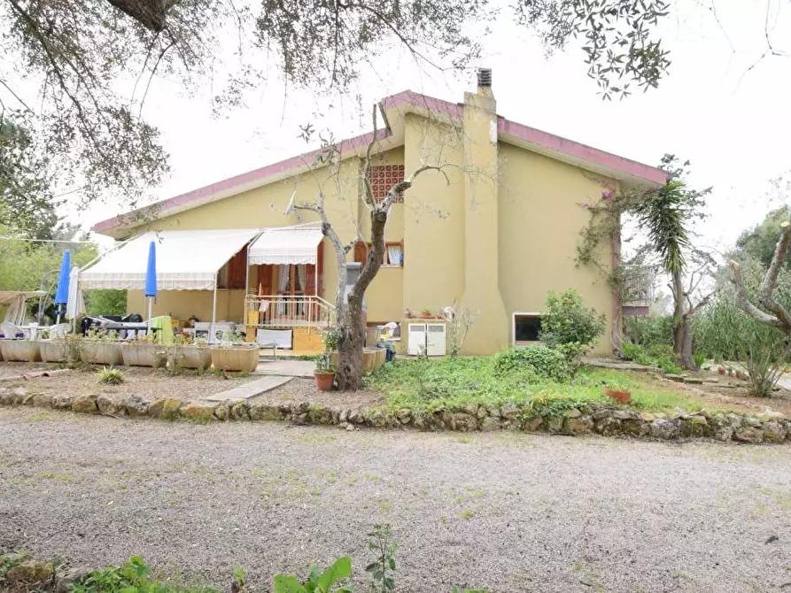 Immagine 25 di Villa in vendita  in S.V. Monte Oro 3° trav. a Sassari