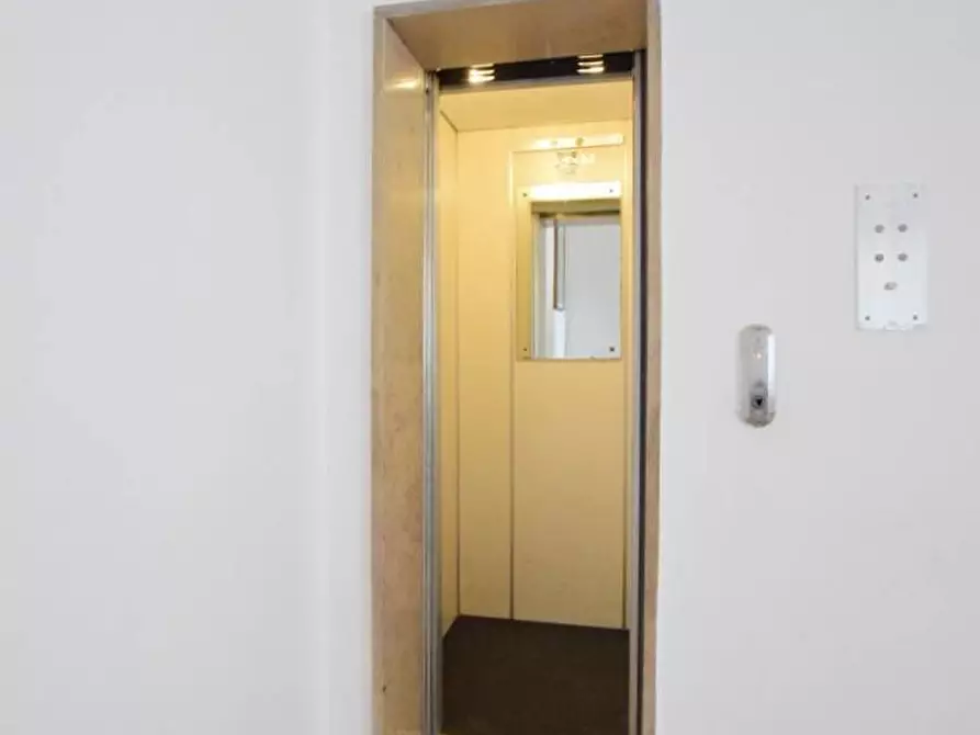 Immagine 25 di Appartamento in vendita  in Via Campidano a Olbia