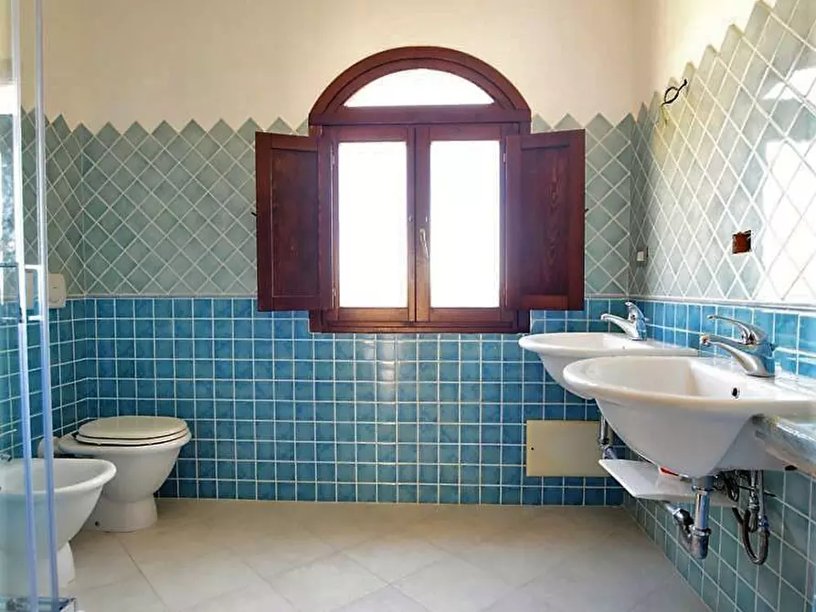 Immagine 25 di Casa bifamiliare in vendita  in VIA PLANARGIA a Stintino