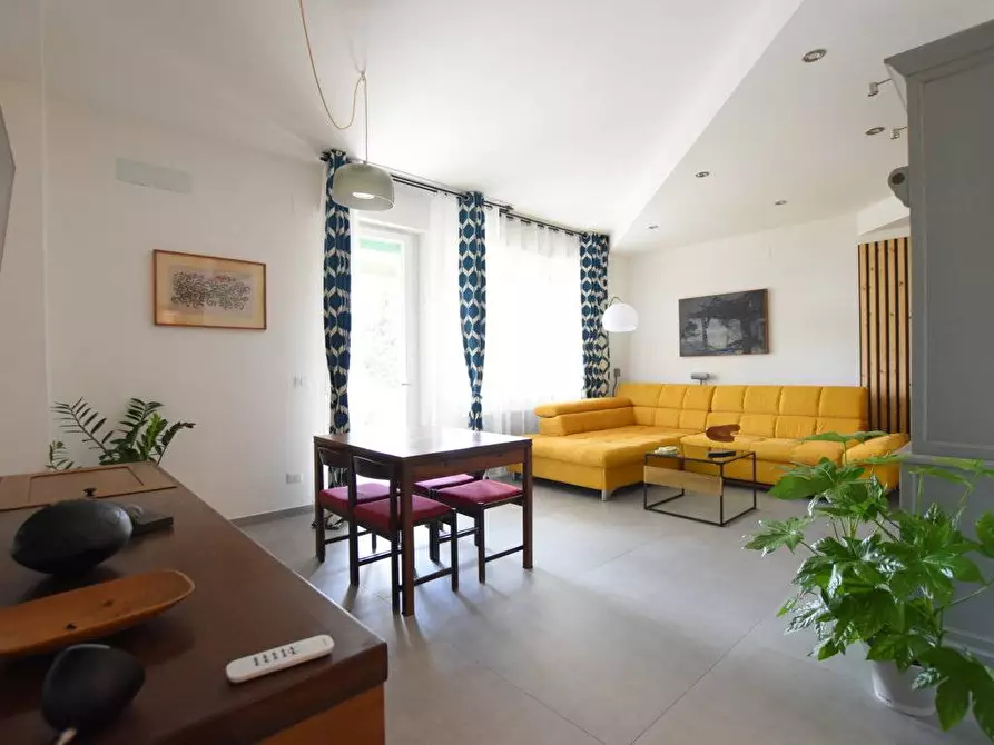 Immagine 1 di Appartamento in vendita  in Via Luna  E Sole a Sassari