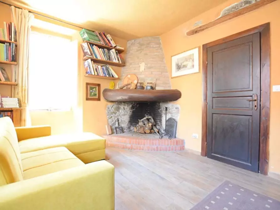 Immagine 3 di Casa indipendente in vendita  in Via Moros a Aritzo