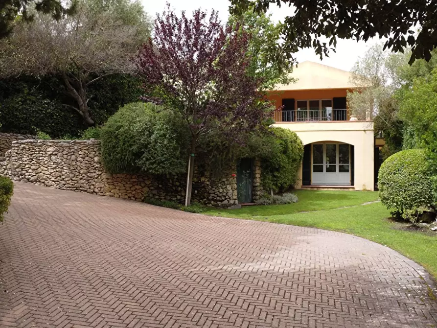 Immagine 1 di Villa in vendita  in serra secca don Lorenzo a Sassari