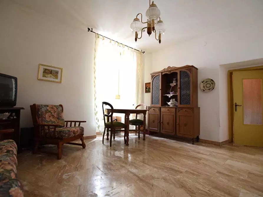 Immagine 5 di Casa indipendente in vendita  in VIA ROMA a Banari