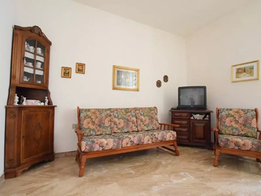 Immagine 4 di Casa indipendente in vendita  in VIA ROMA a Banari