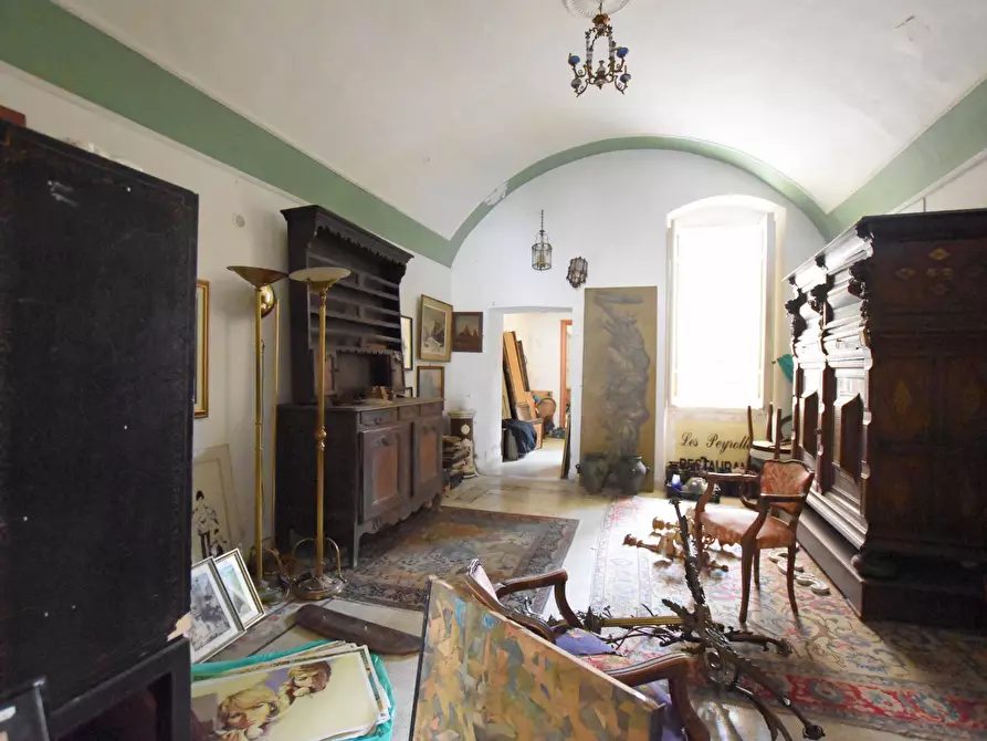 Immagine 4 di Locale commerciale in vendita  in via manno a Sassari