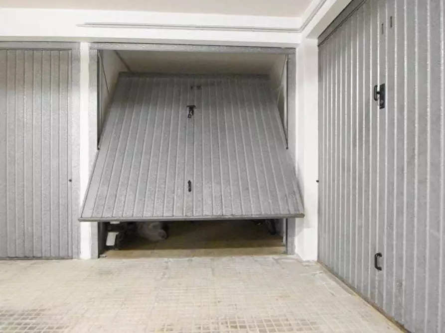 Immagine 21 di Appartamento in vendita  in VIA Montserat a Alghero