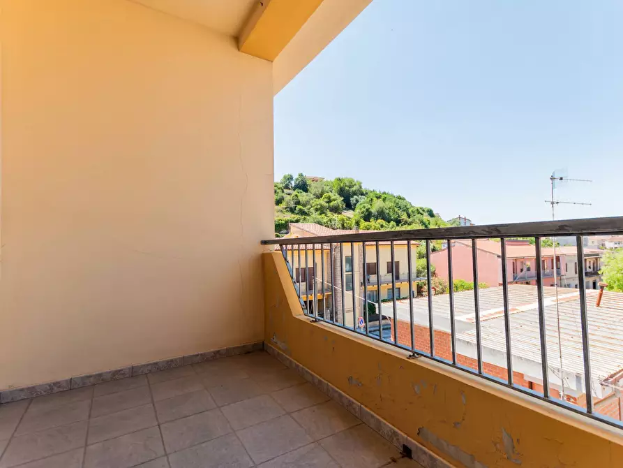 Immagine 28 di Appartamento in vendita  in Via spinoza a Ossi