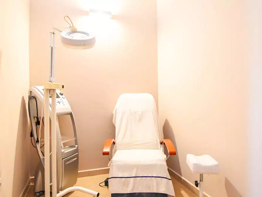 Immagine 10 di Locale commerciale in affitto  in via Antonio Giagu a Sassari