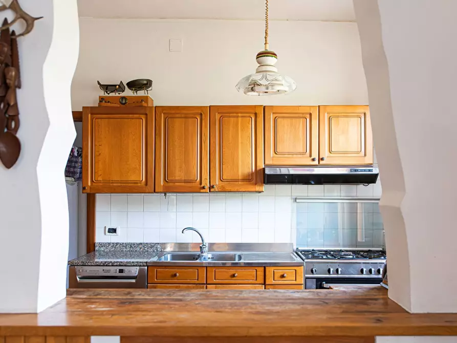 Immagine 30 di Villa in vendita  in Via Verona a Sassari