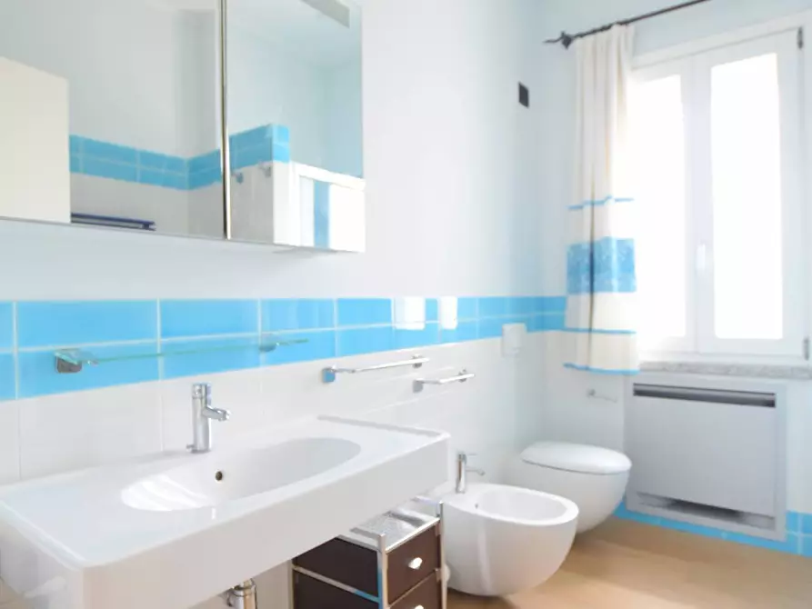 Immagine 27 di Villa in vendita  in regione san francesco a Sassari