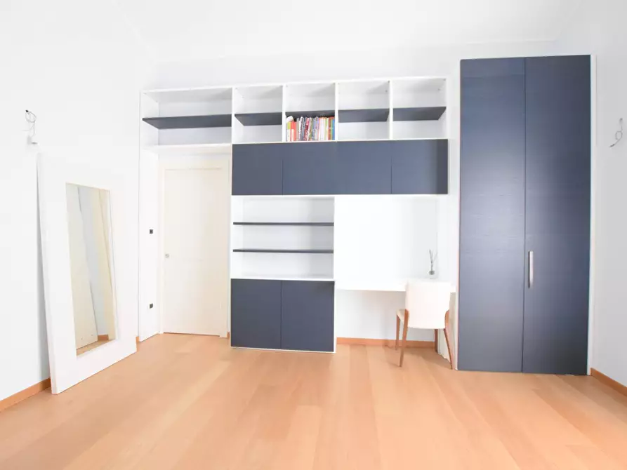 Immagine 21 di Villa in vendita  in regione san francesco a Sassari