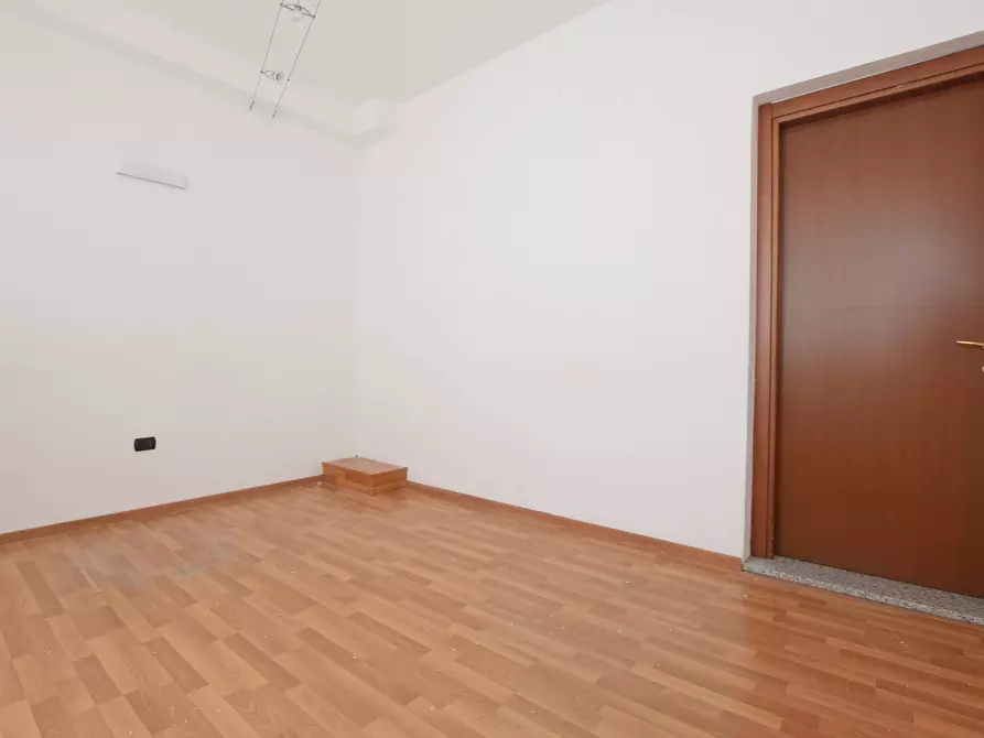 Immagine 7 di Locale commerciale in affitto  in viale Umberto a Sassari