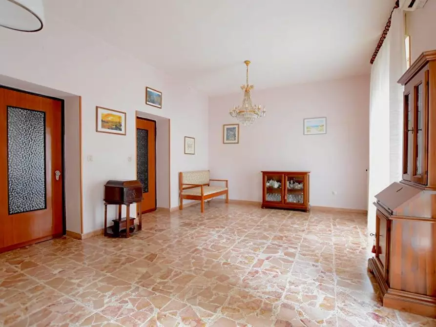 Immagine 2 di Appartamento in vendita  in via Nicolodi a Sassari