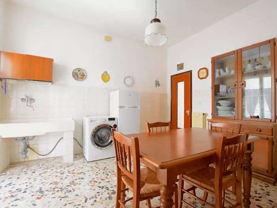 Immagine 11 di Appartamento in vendita  in via Nicolodi a Sassari