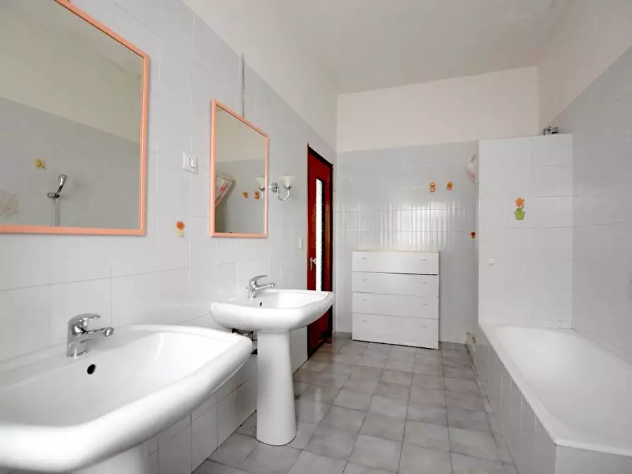 Immagine 19 di Appartamento in vendita  in via Nicolodi a Sassari