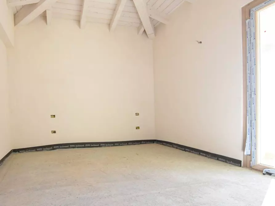 Immagine 22 di Attico in vendita  in via molise a Castelsardo