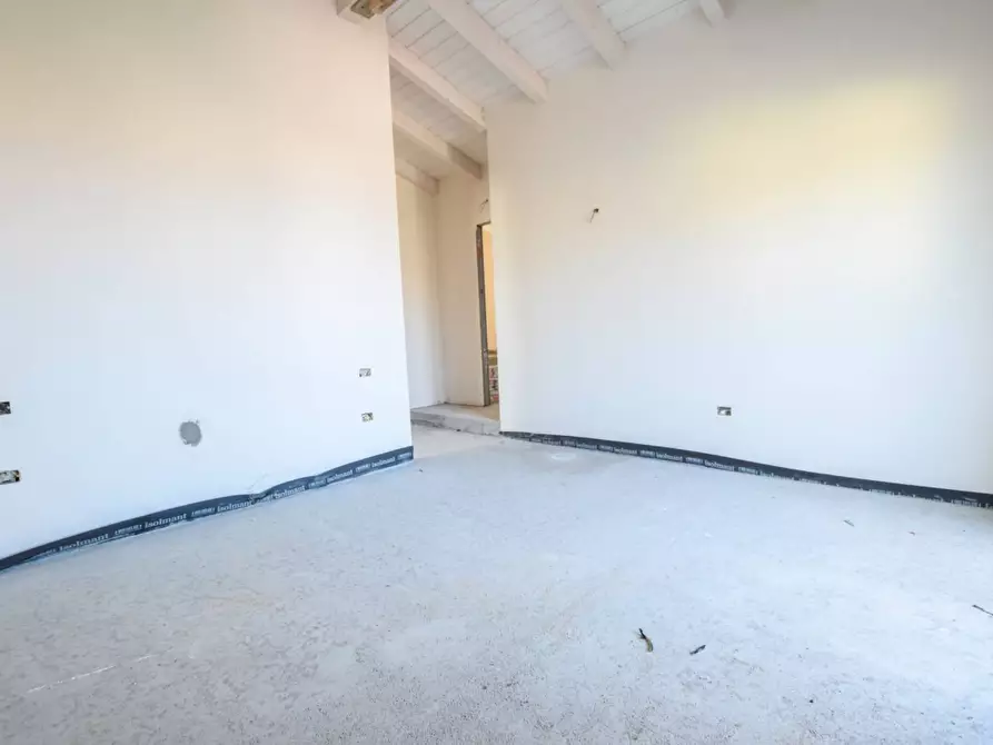 Immagine 25 di Attico in vendita  in via molise a Castelsardo