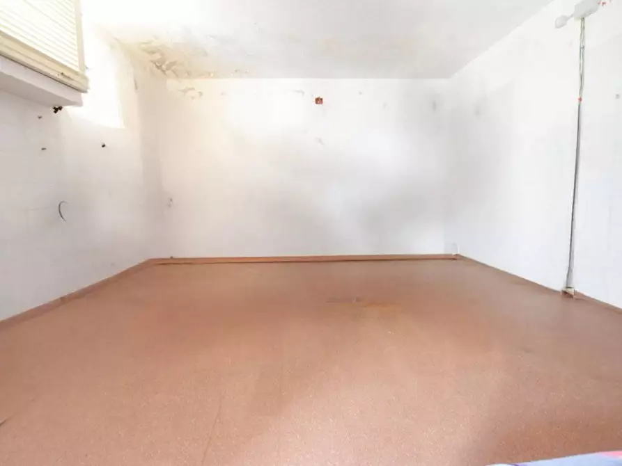 Immagine 17 di Appartamento in vendita  in via Trento a Sennori