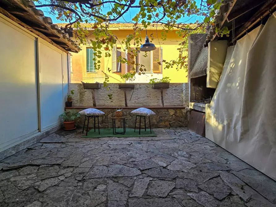 Immagine 2 di Casa indipendente in vendita  in Via S. Dona' a Cagliari