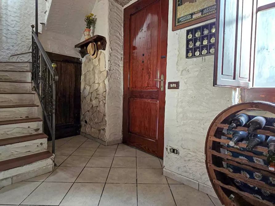 Immagine 8 di Casa indipendente in vendita  in Via S. Dona' a Cagliari