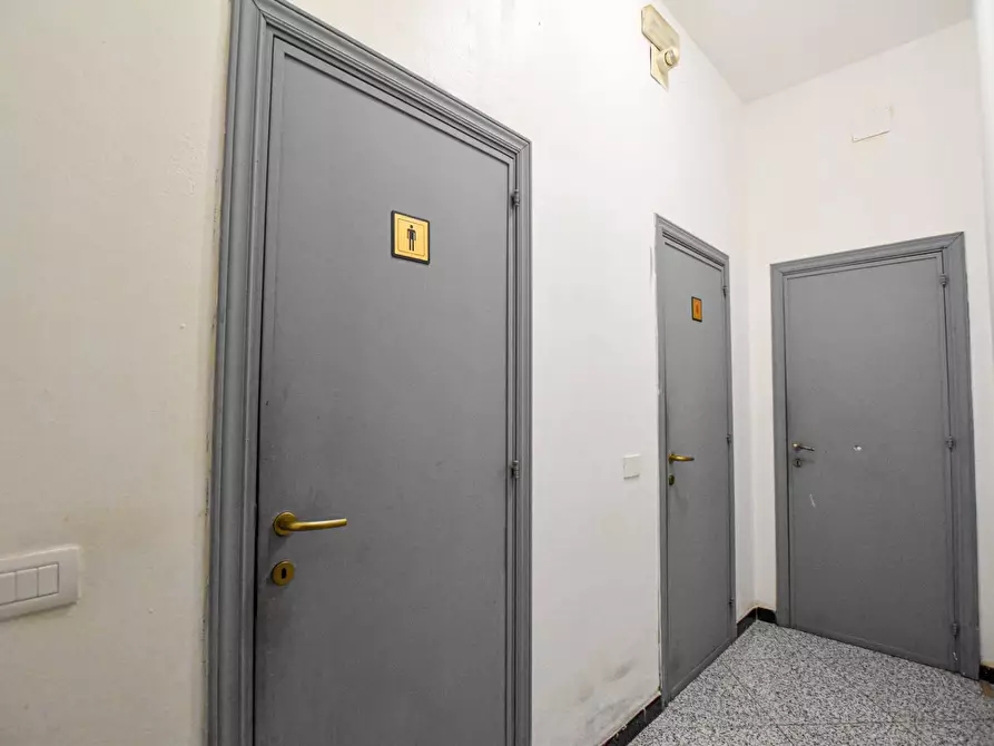 Immagine 20 di Locale commerciale in vendita  in viale Sardegna a Santa Maria Coghinas