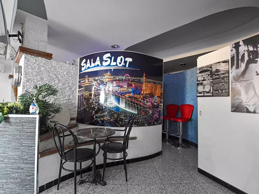 Immagine 17 di Locale commerciale in vendita  in viale Sardegna a Santa Maria Coghinas