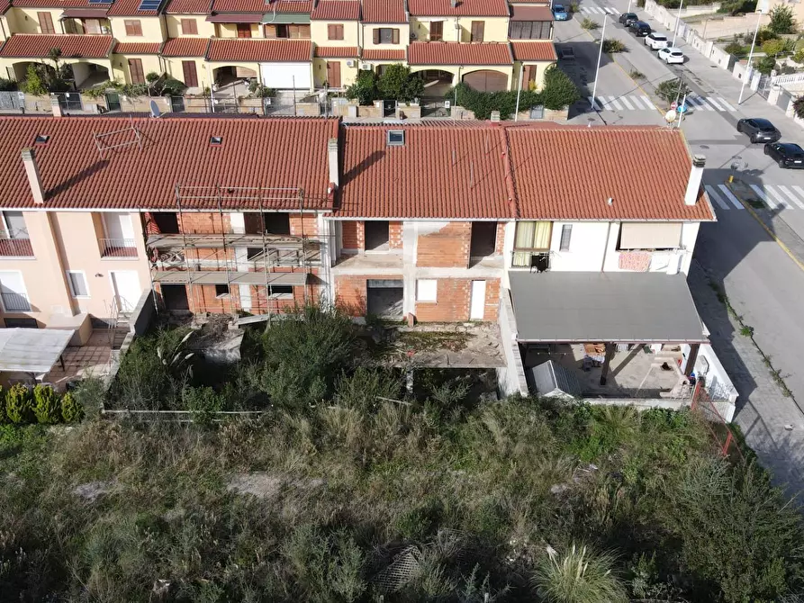 Immagine 27 di Villetta a schiera in vendita  in Via Battista Falchi a Sassari