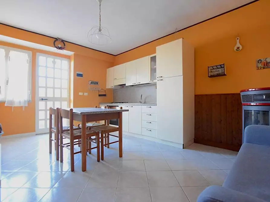 Immagine 4 di Appartamento in vendita  in via Paolo Dettori a Castelsardo