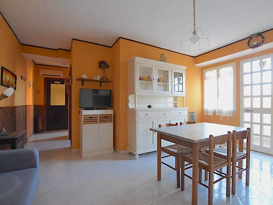 Immagine 5 di Appartamento in vendita  in via Paolo Dettori a Castelsardo